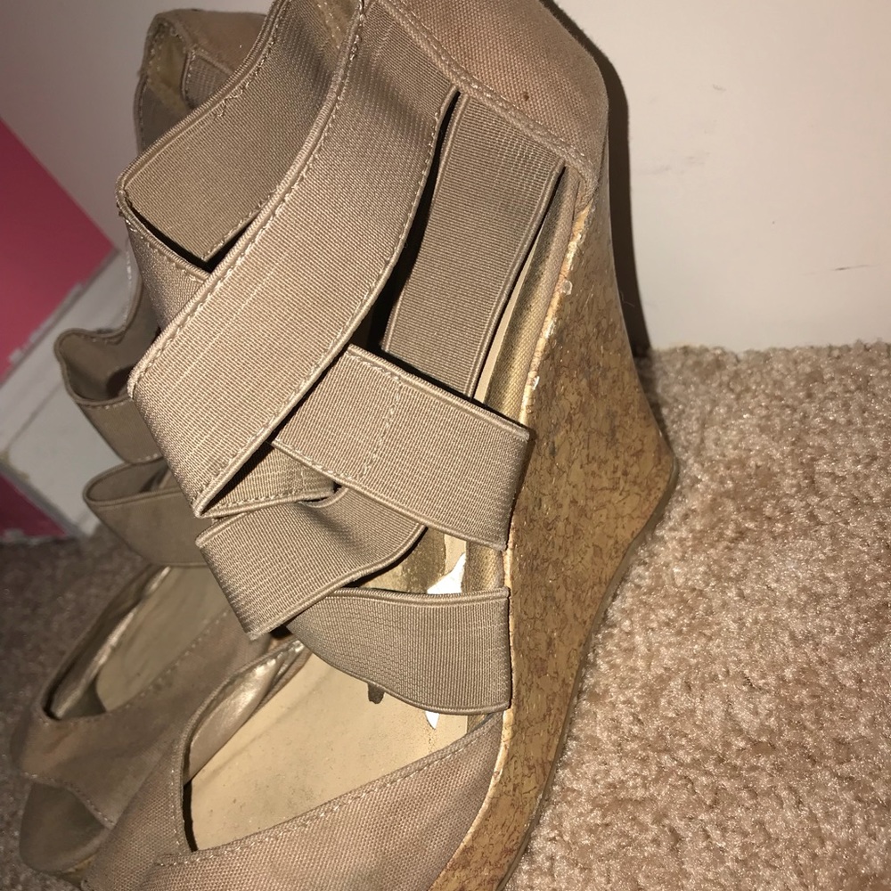 Chinese laundry Nude strappy wedges